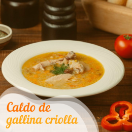 Caldo de gallina criolla